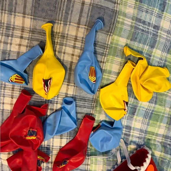 Carnival birthday decorations